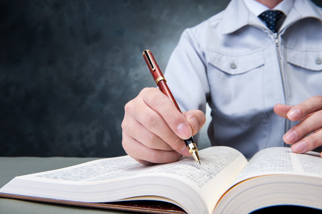 本、ボールペン